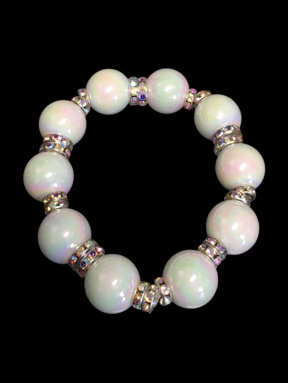Iridescent White Chunky Beaded Bracelet ✨️